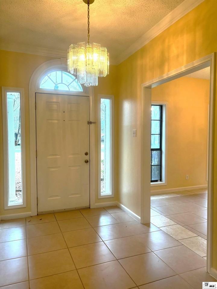 2710 Herbert Cole Dr - Photo 2 of 27