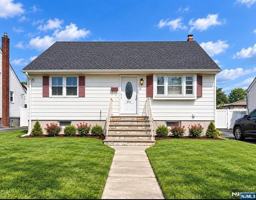 featured image of 249 Chamberlain Ave ## 251
