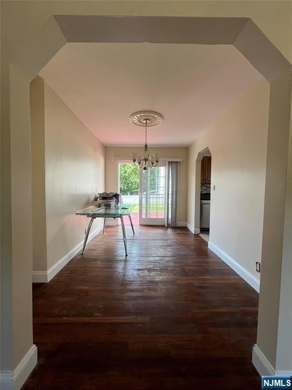 249 Chamberlain Ave - Photo 4 of 18