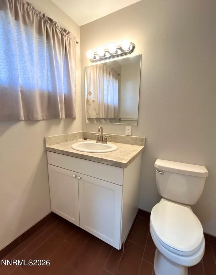 1317 Powell Ln - Photo 6 of 12