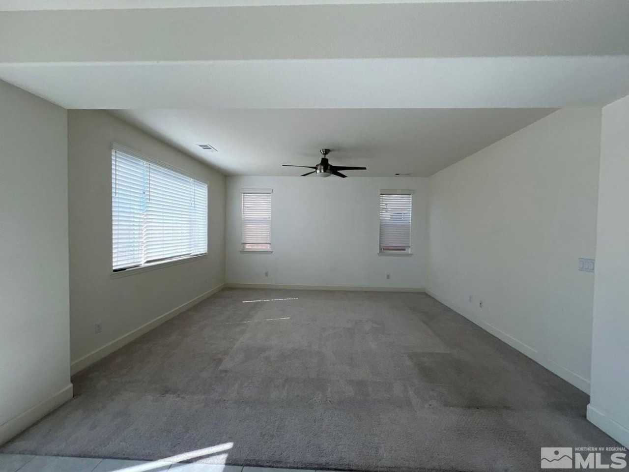 9722 Quartette Dr - Photo 6 of 38