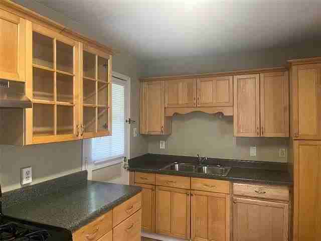 26 Vivian Ct - Photo 7 of 13