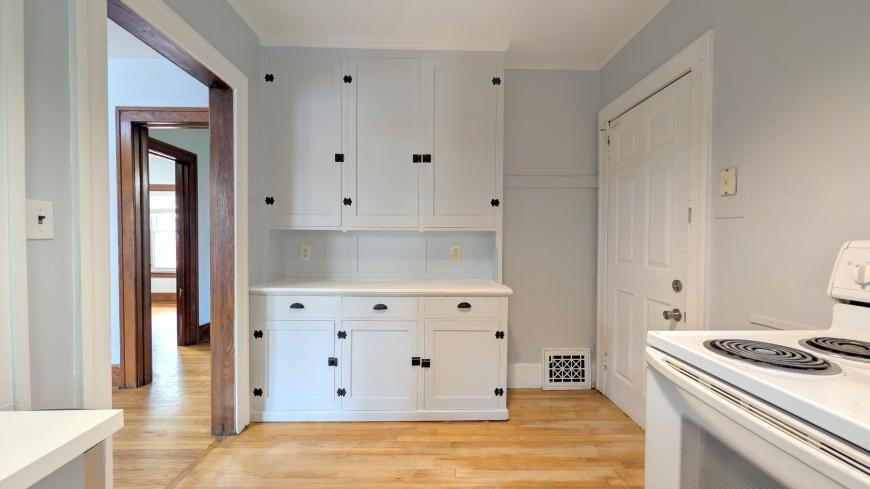 322 Partington Ave - Photo 3 of 10
