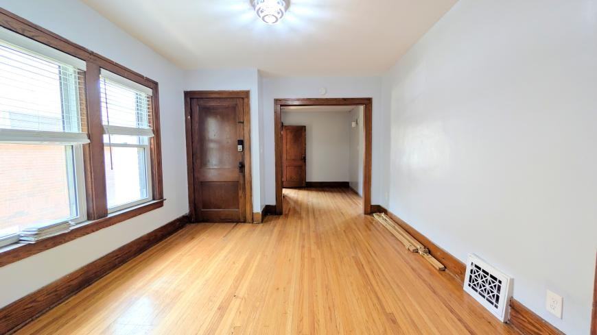 322 Partington Ave - Photo 5 of 10