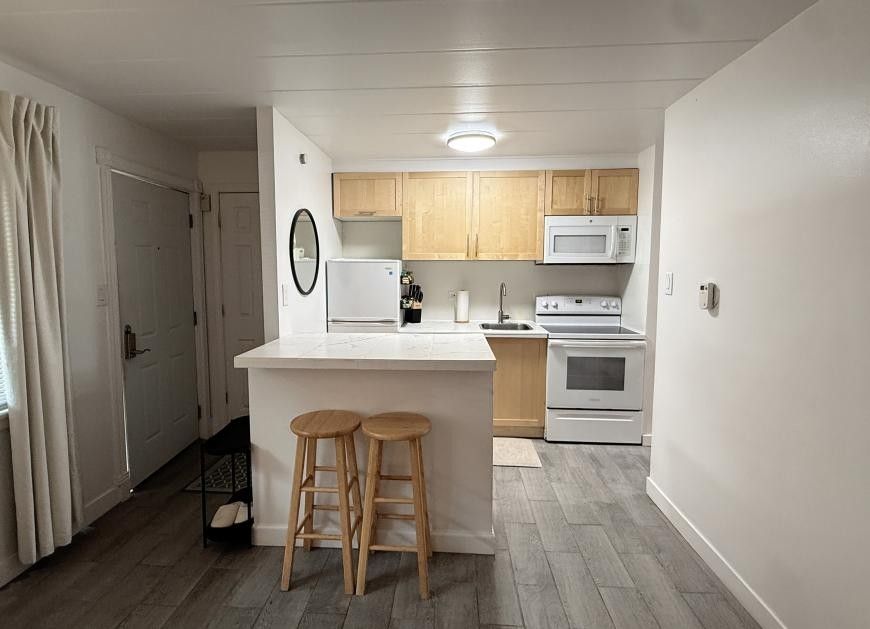 40 Harrison St - Photo 3 of 10