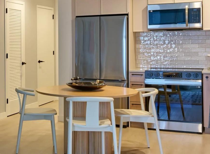 25 Cottage St - Photo 5 of 10