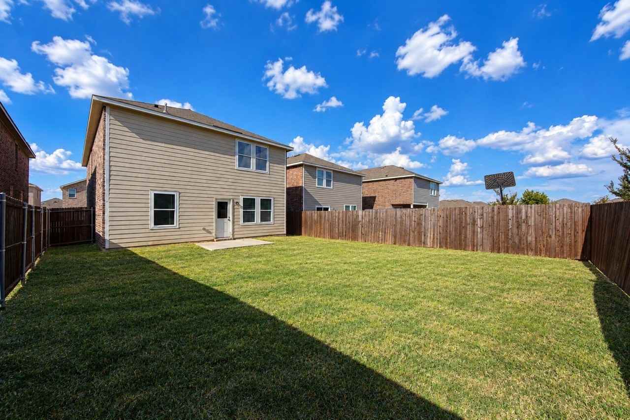 6223 Old Bridge Way - Photo 3 of 38