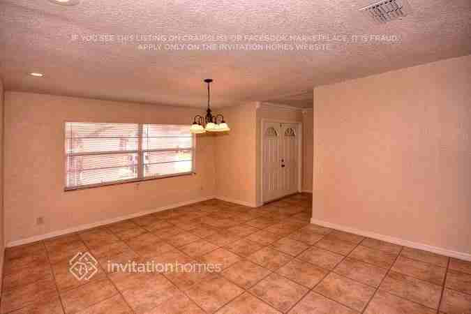520 Mahogany Dr - Photo 3 of 17