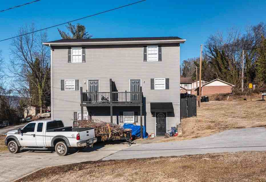 328 Mulberry Ave #3 - Photo 2 of 7