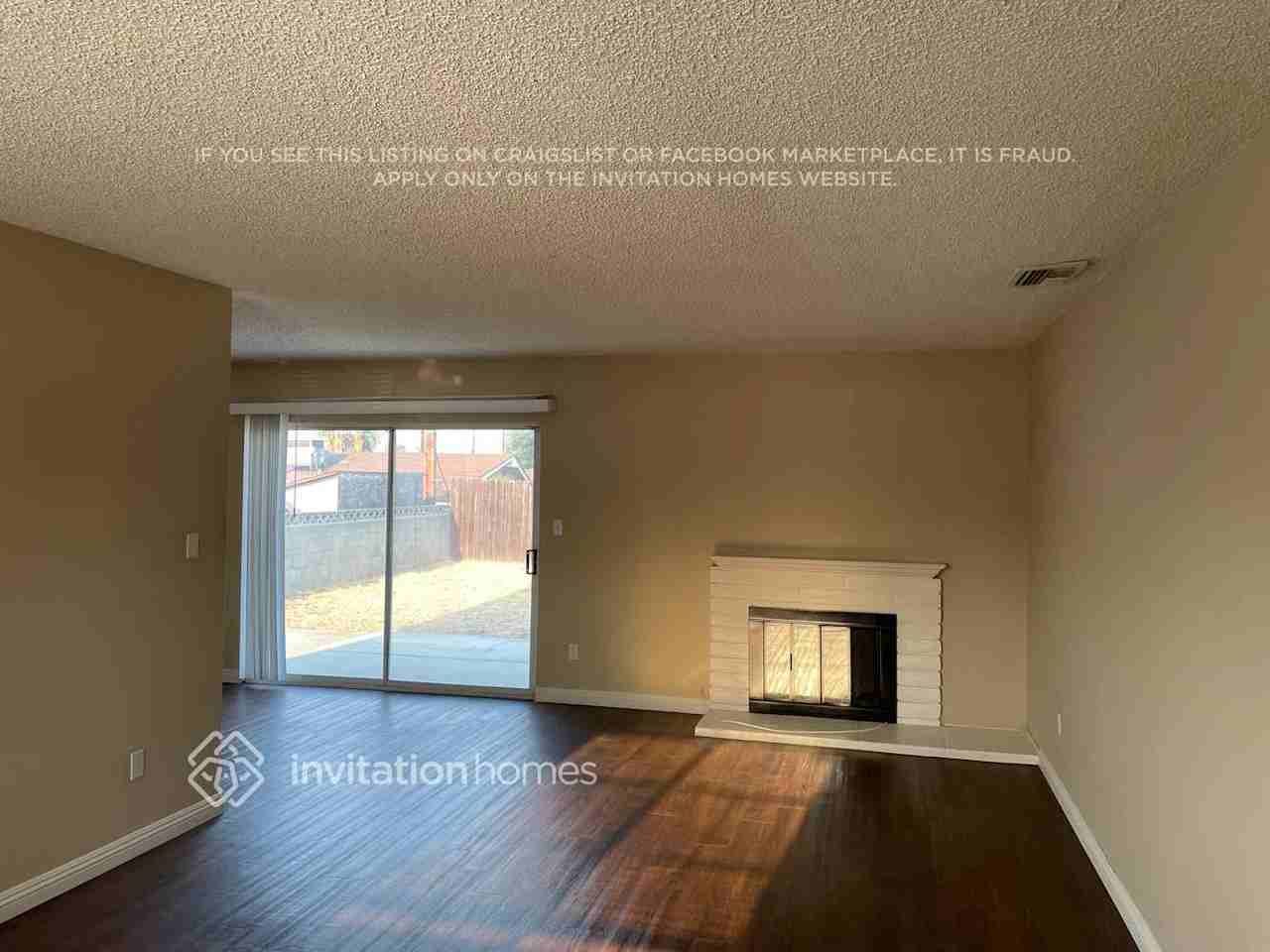 11961 Hubbard St - Photo 2 of 8