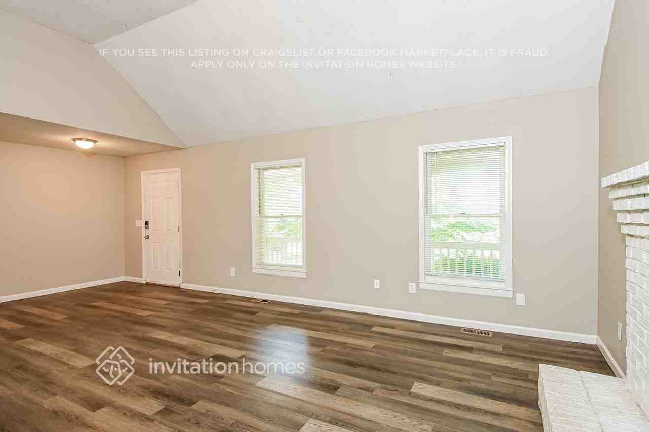6970 Heritage Pl - Photo 5 of 18