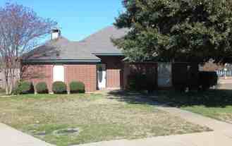 1303 S 5th St - Photo 1 of 1