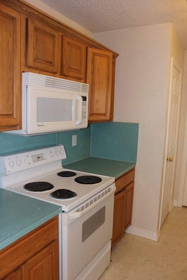 1303 S 5th St - Photo 5 of 10
