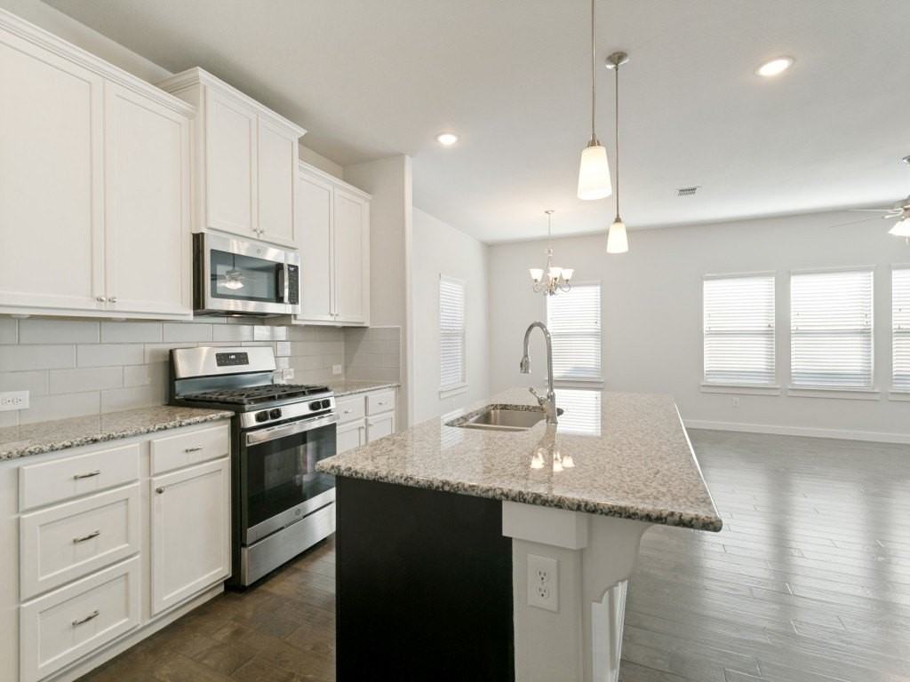 2217 Paxton Way - Photo 7 of 25