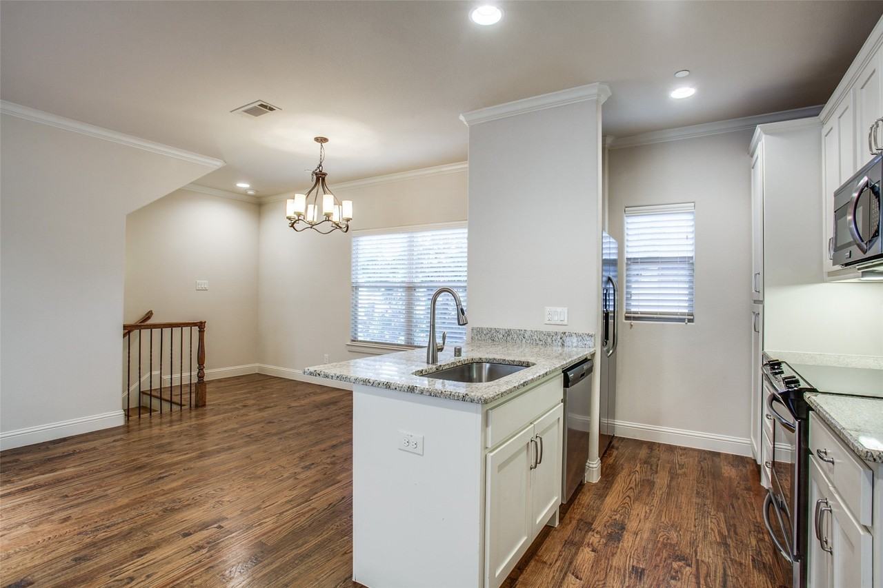 6136 Oram St #2 - Photo 7 of 14
