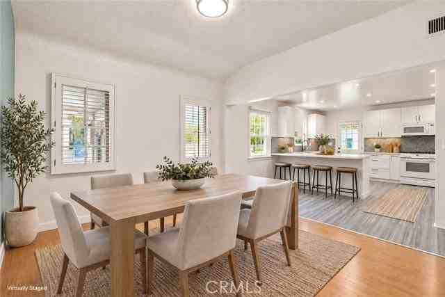 471 S Clark Dr - Photo 5 of 8