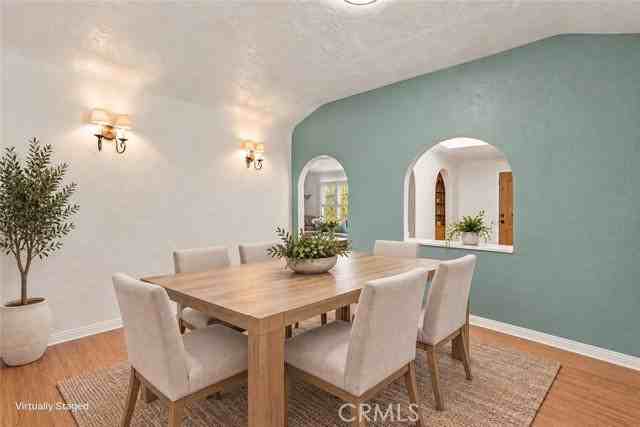 471 S Clark Dr - Photo 7 of 8