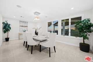 1121 Roberto Ln - Photo 6 of 8