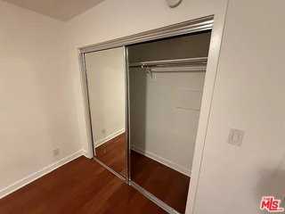 811 S Bedford St #204 - Photo 6 of 8