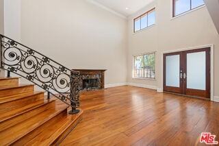 419 N Laurel Ave - Photo 2 of 8