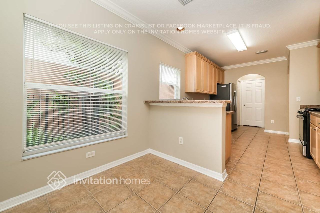 5824 Wrenwater Dr - Photo 5 of 18