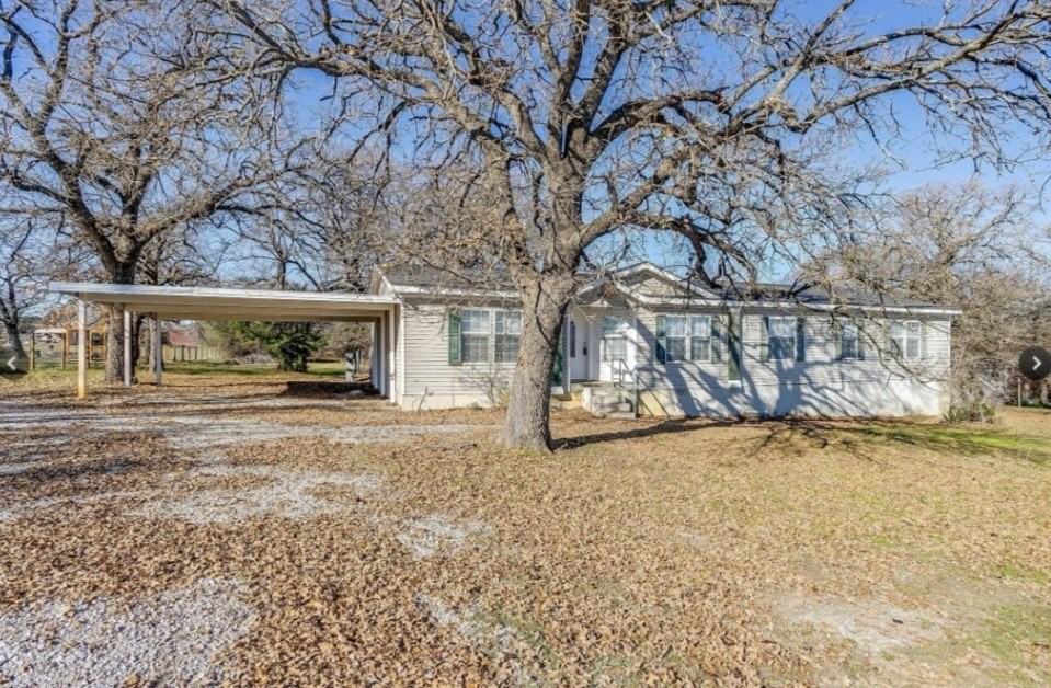 185 County Road 4869 - Photo 3 of 20