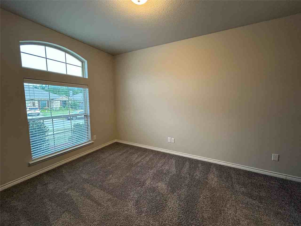 7908 Wilson Cliff Ct - Photo 6 of 25