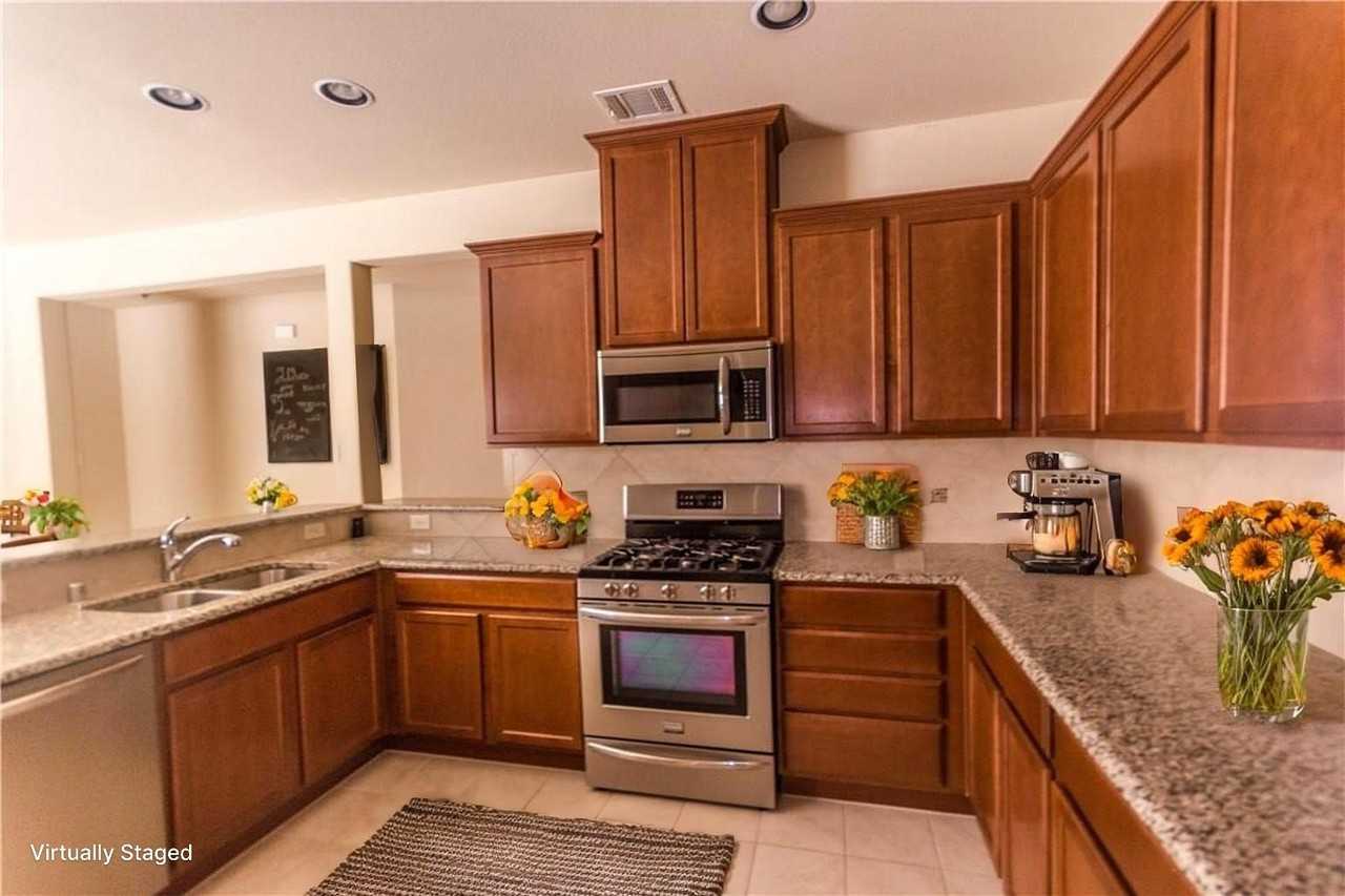 9908 Moccasin Creek Ln - Photo 7 of 21