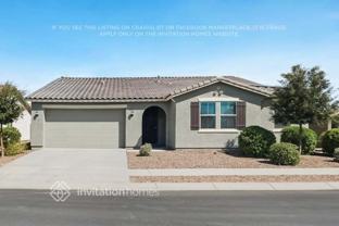 11406 W Edgemont Ave - Photo 1 of 1
