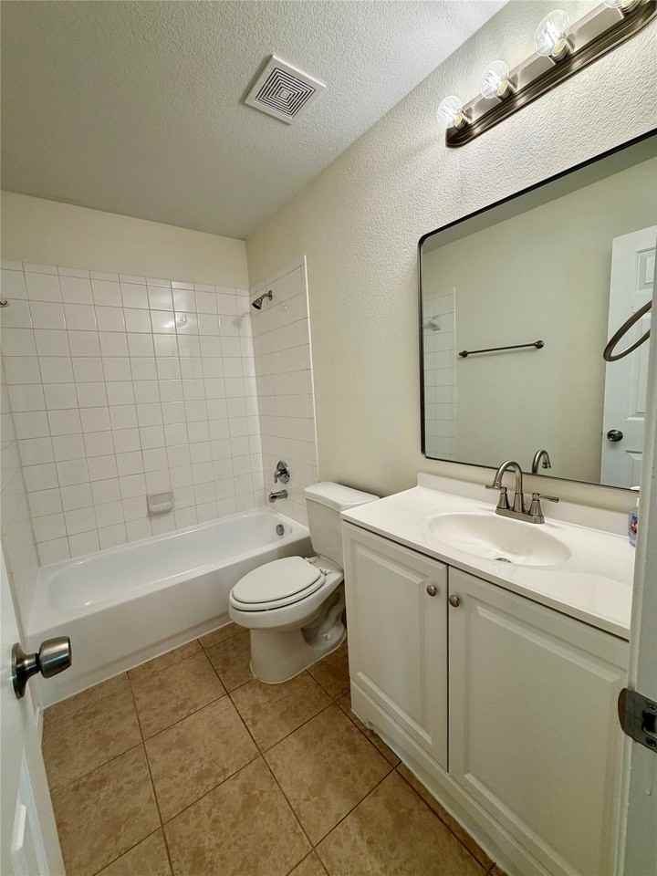 1712 Ironworks Dr - Photo 7 of 13