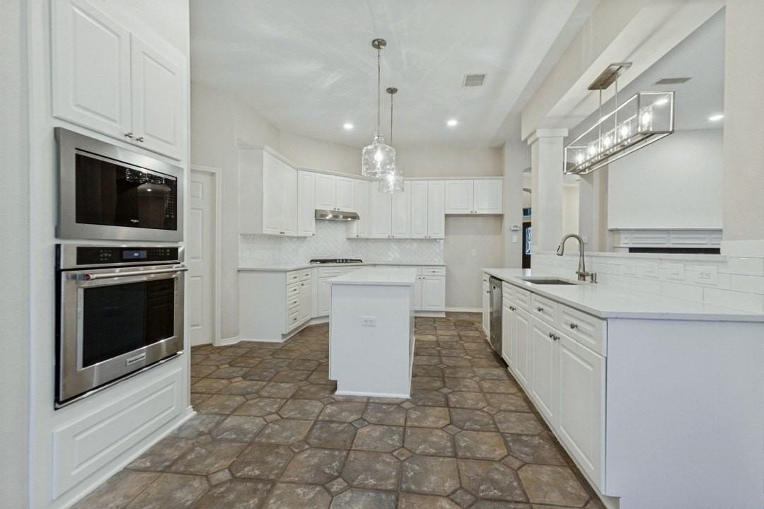 3517 Marchwood Dr - Photo 6 of 12