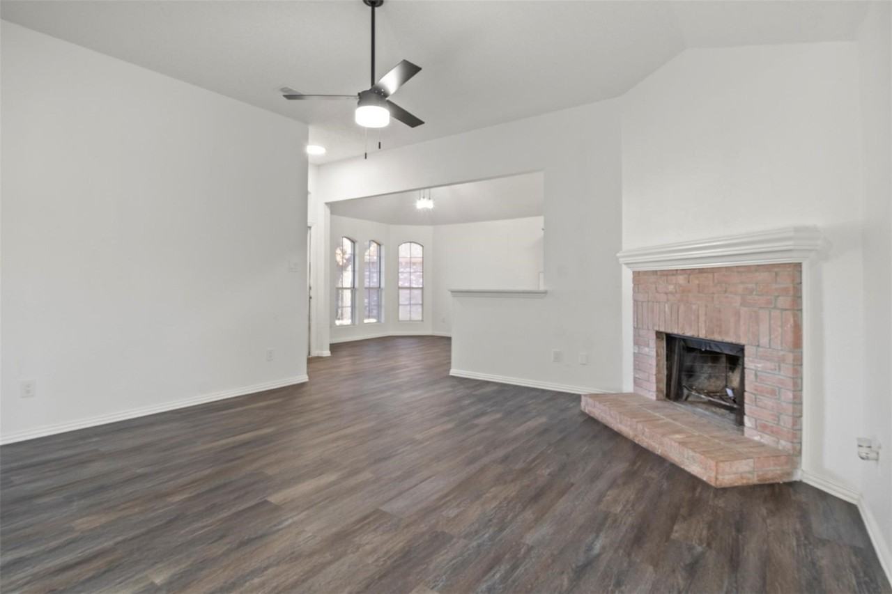 1308 London Dr - Photo 7 of 22