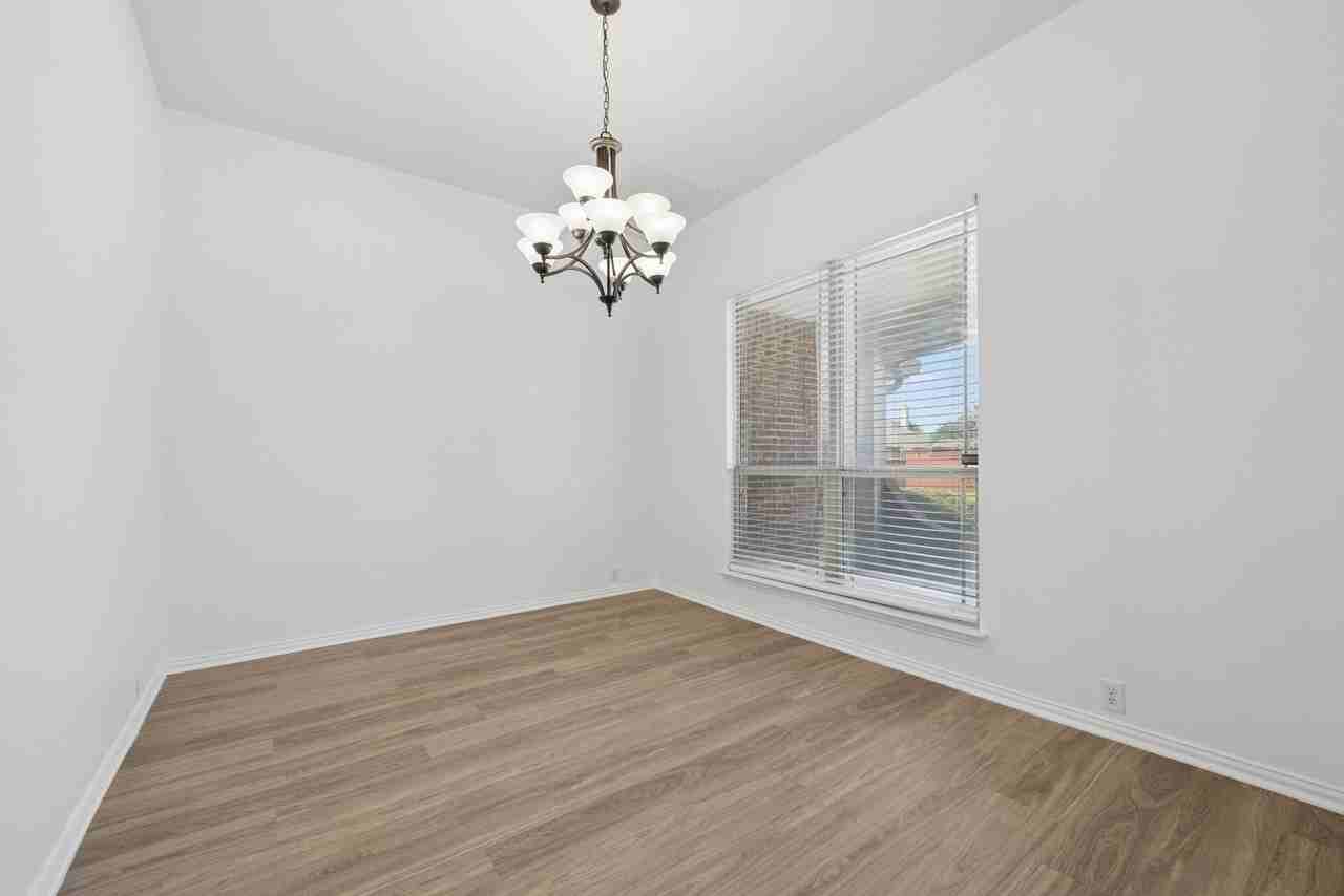 2405 Marble Canyon Dr - Photo 5 of 37