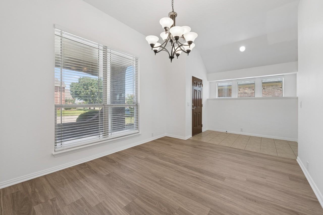 2405 Marble Canyon Dr - Photo 6 of 37