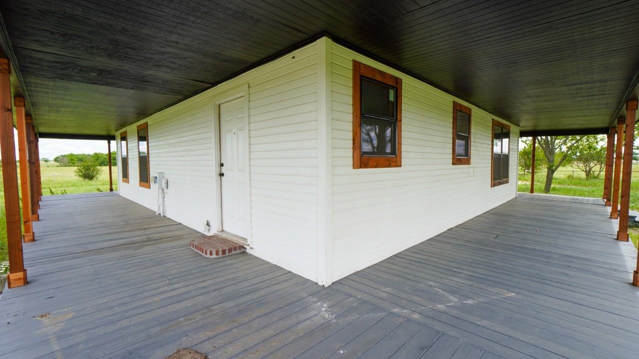 6700 Colquitt Rd - Photo 4 of 34