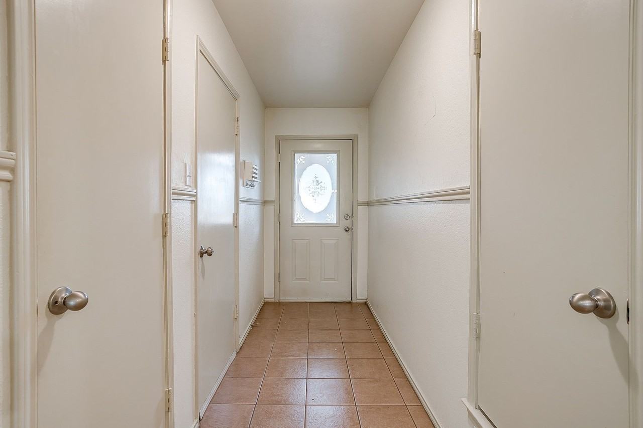 2610 N Casa Blanca Ct - Photo 5 of 32