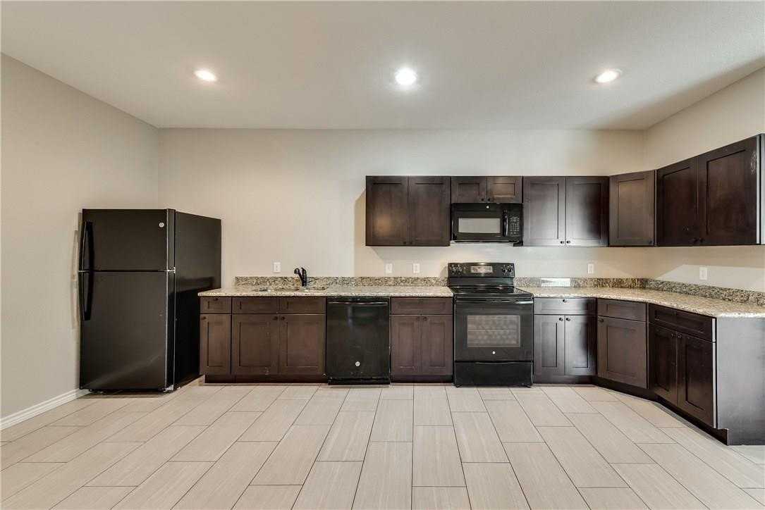 6035 Jennings Dr #6037 - Photo 3 of 17