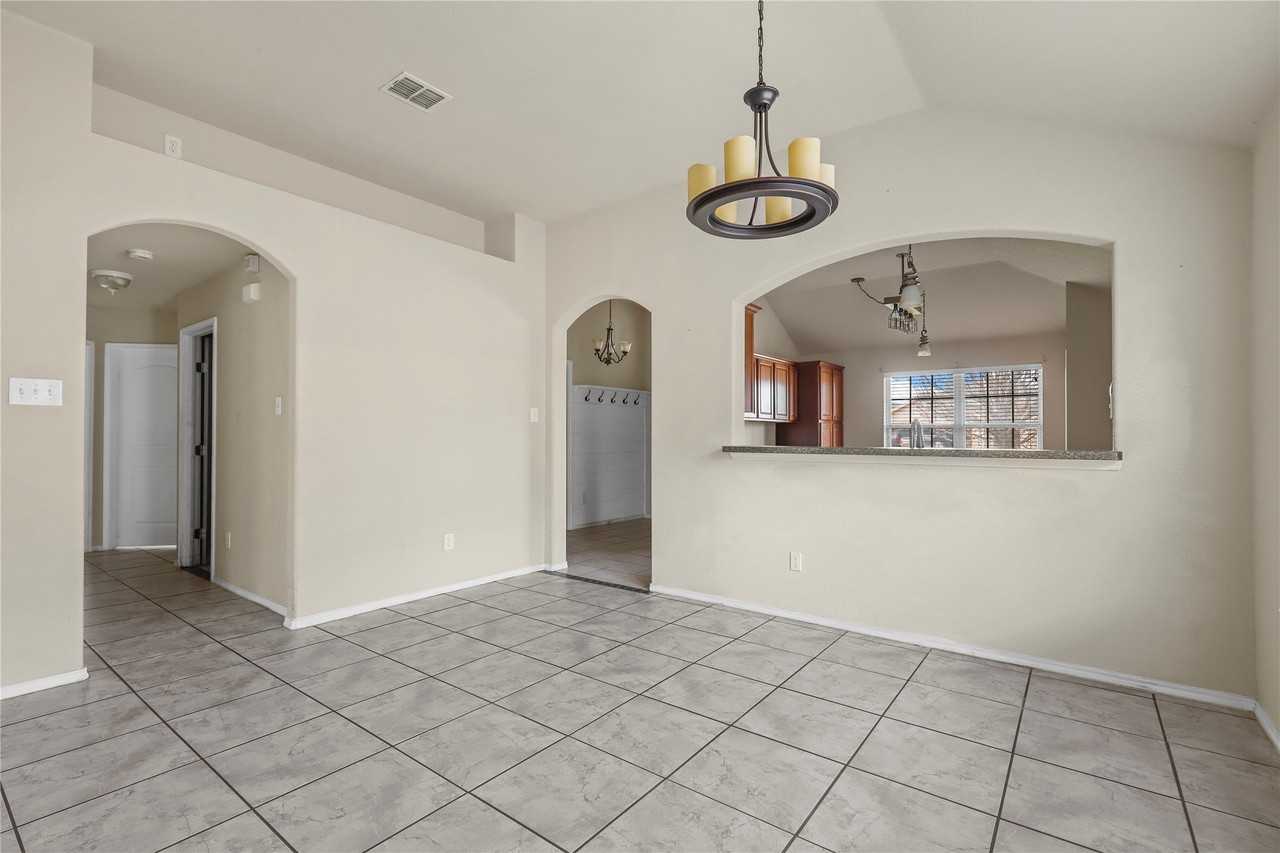 4203 Agate Dr - Photo 6 of 18