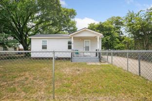 805 Ronald St - Photo 1 of 1
