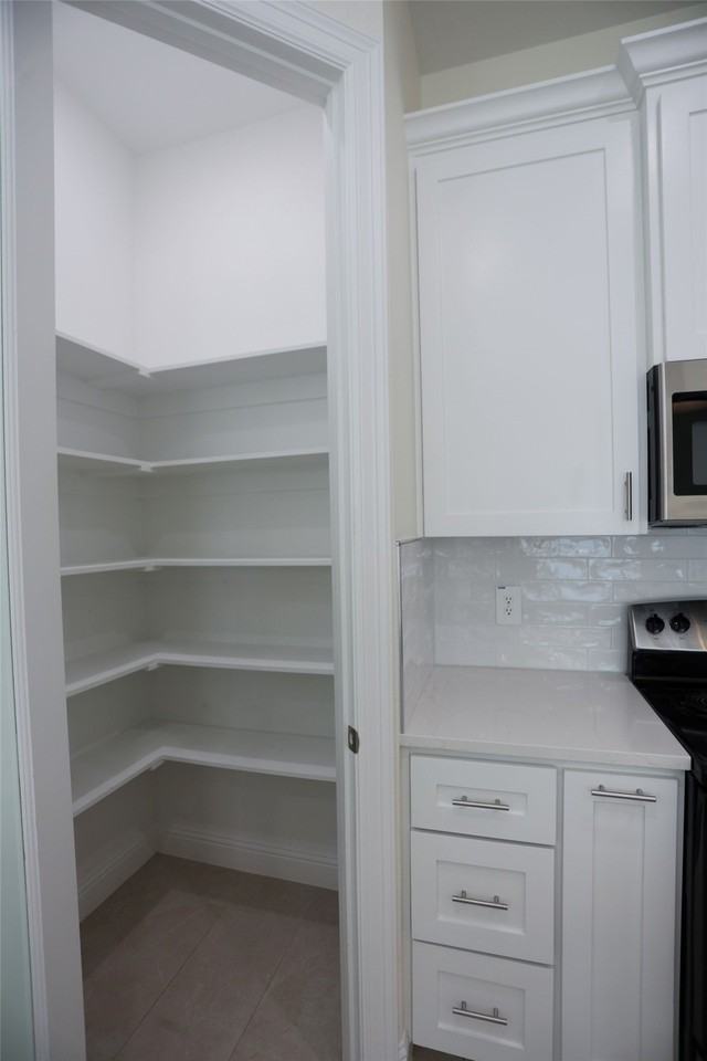 917 E Tucker St - Photo 7 of 18
