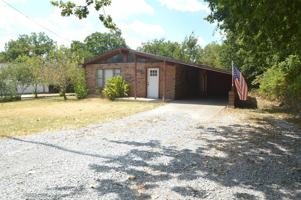 featured image of 400 N Bean St