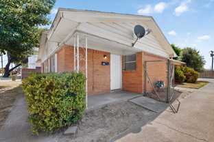 222 W Union Bower Rd - Photo 1 of 1