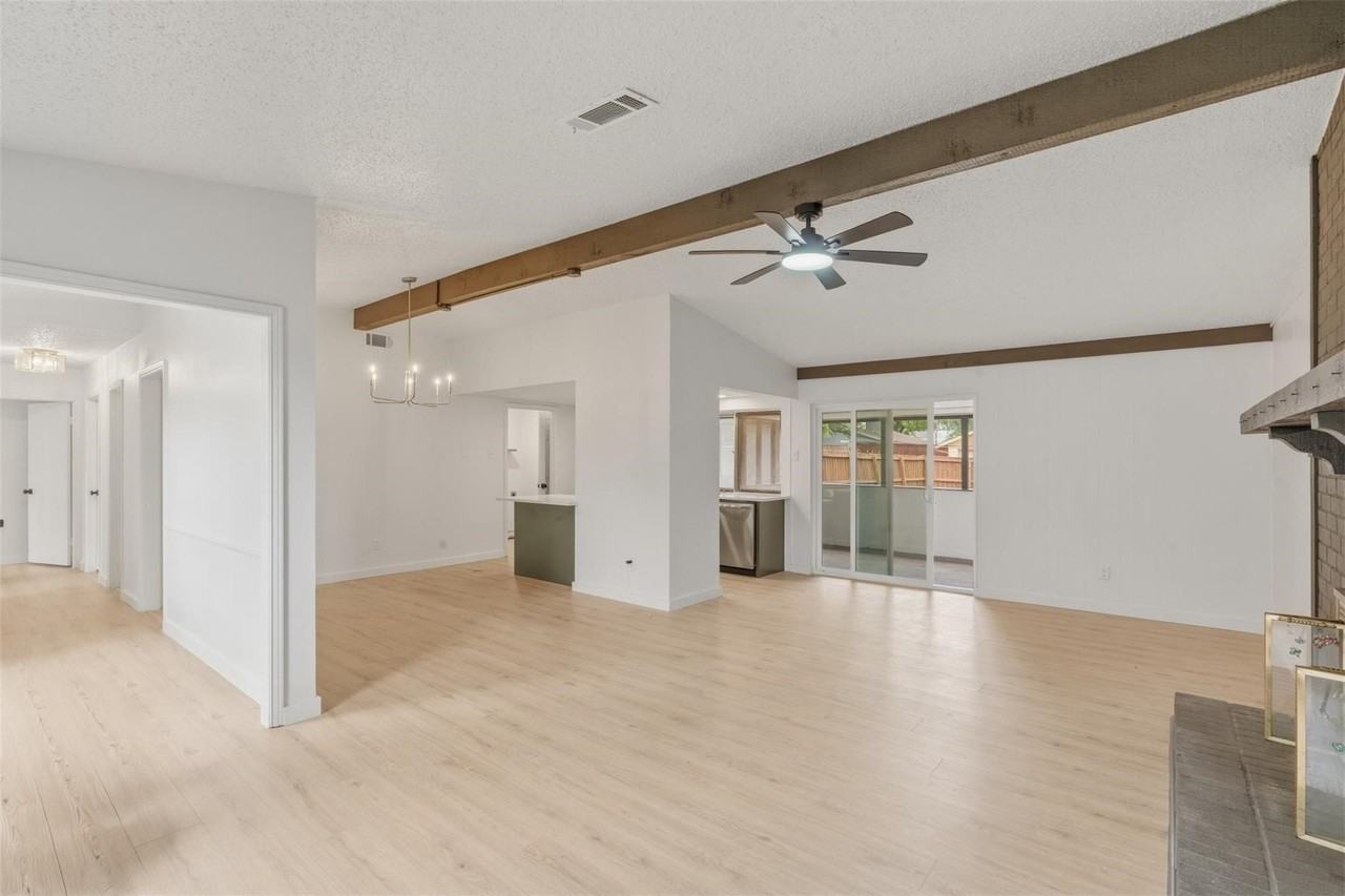 1101 Delores Dr - Photo 6 of 20