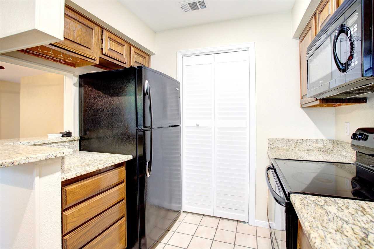 1304 Harwell Dr #4811 - Photo 7 of 16