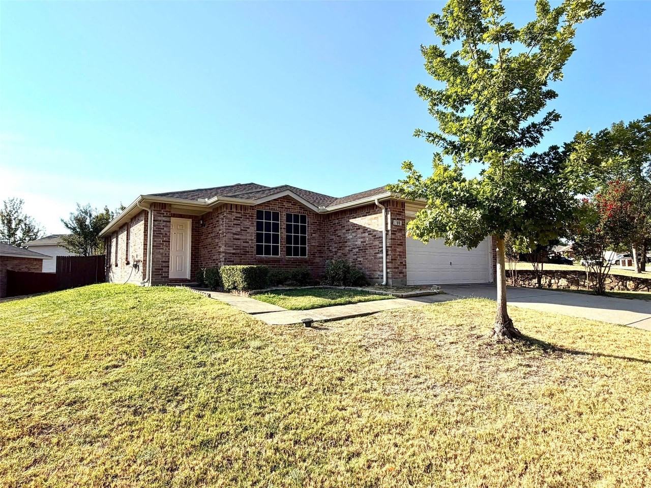 1108 Conner Ct - Photo 2 of 14
