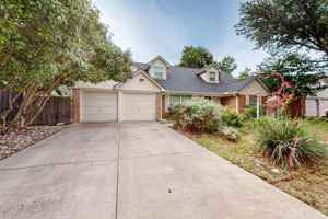 featured image of 2927 Selma Ln