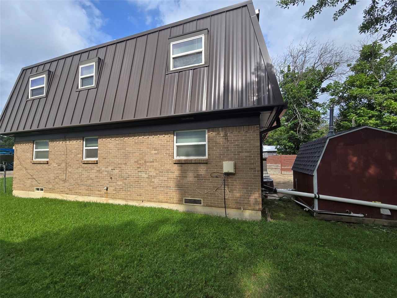 1805 Randolph Dr #2 - Photo 2 of 6