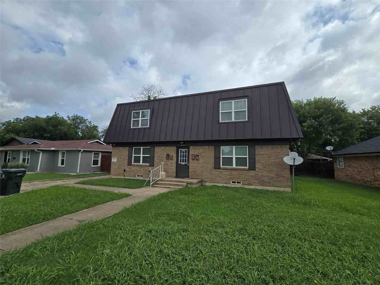 1805 Randolph Dr #2 - Photo 6 of 6