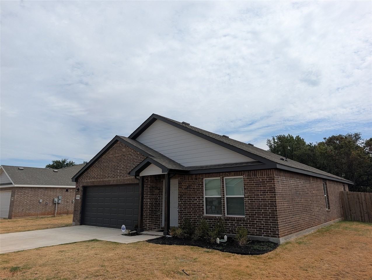 504 Jameson St - Photo 2 of 21