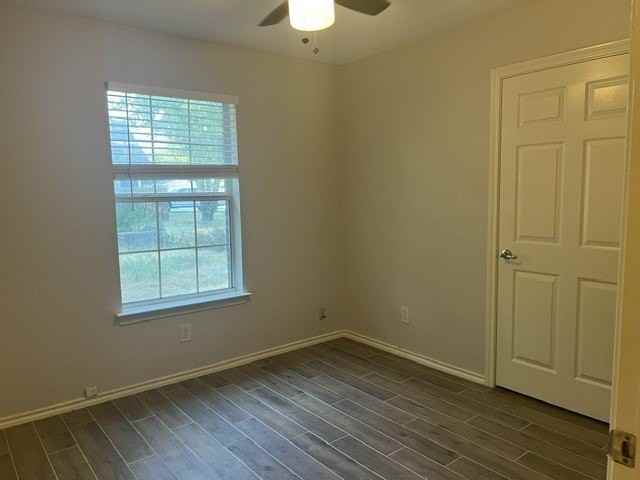 703 Mill St - Photo 7 of 11